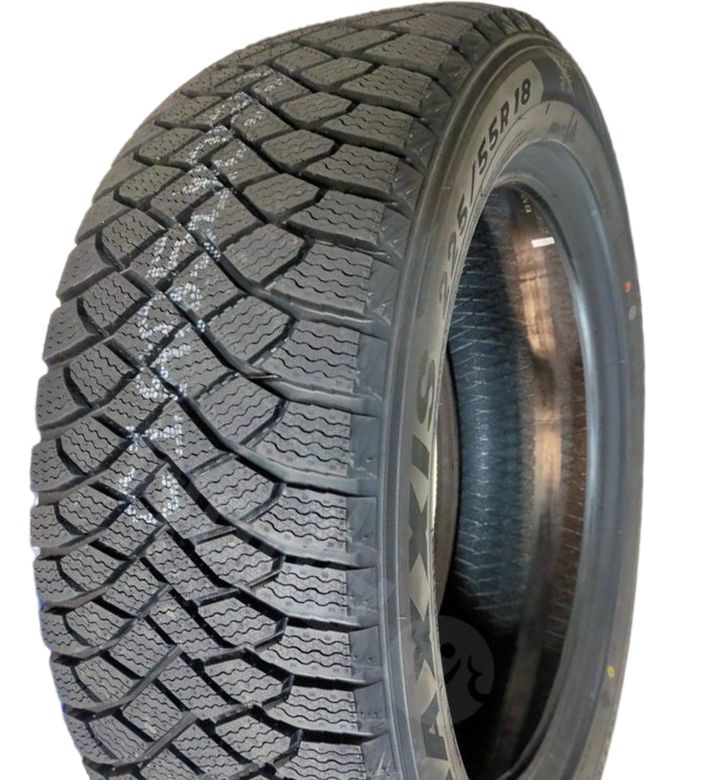 Maxxis Premitra Ice SP5 215/60 R17